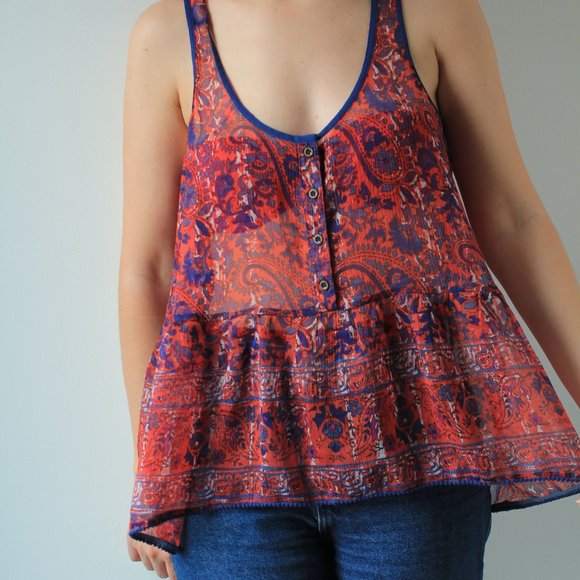 Red and Blue Vintage Top - Picture 4 of 4